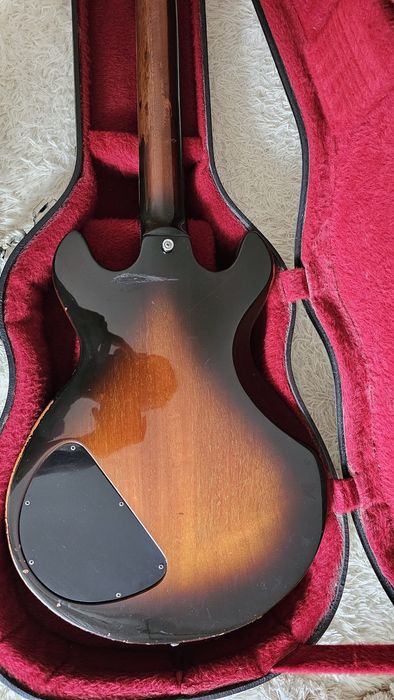 Gibson Professional S 335  Deluxe z 1981 rok