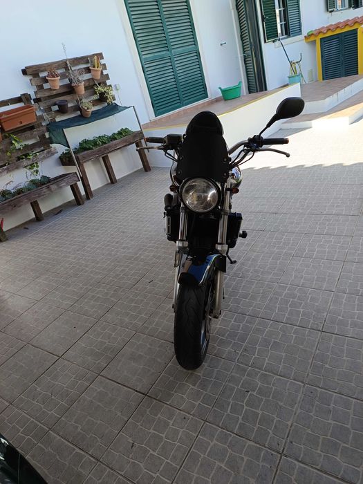 Honda hornet 600