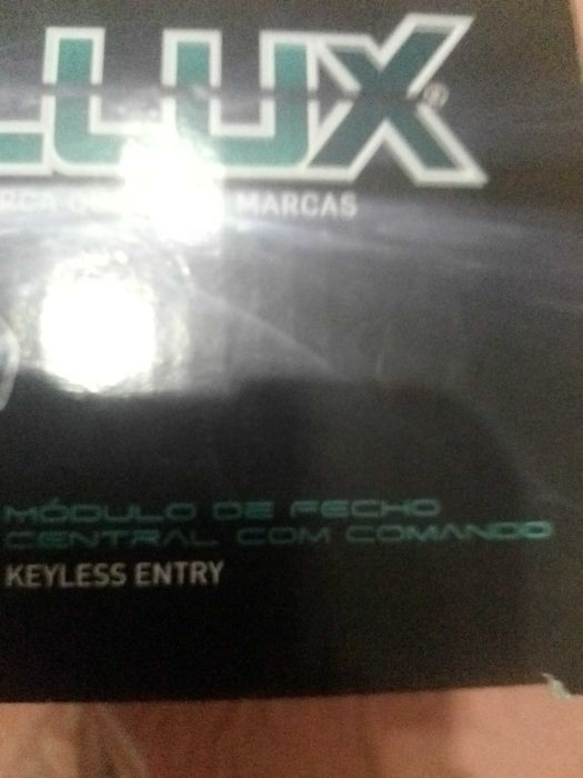 Central com fecho de comando