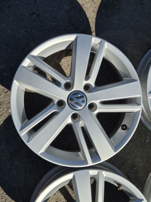 Продам комп.оригин.дисків VOLKSWAGEN  R16 5x112
