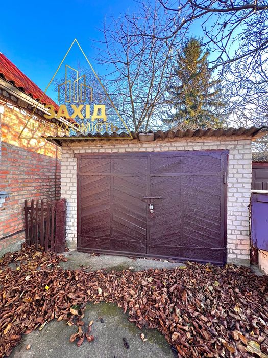 Будинок з ділянкою 51,6 сотих у с. Сирники 10 км до м.Луцьк