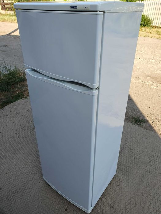 Холодильник Атлант.