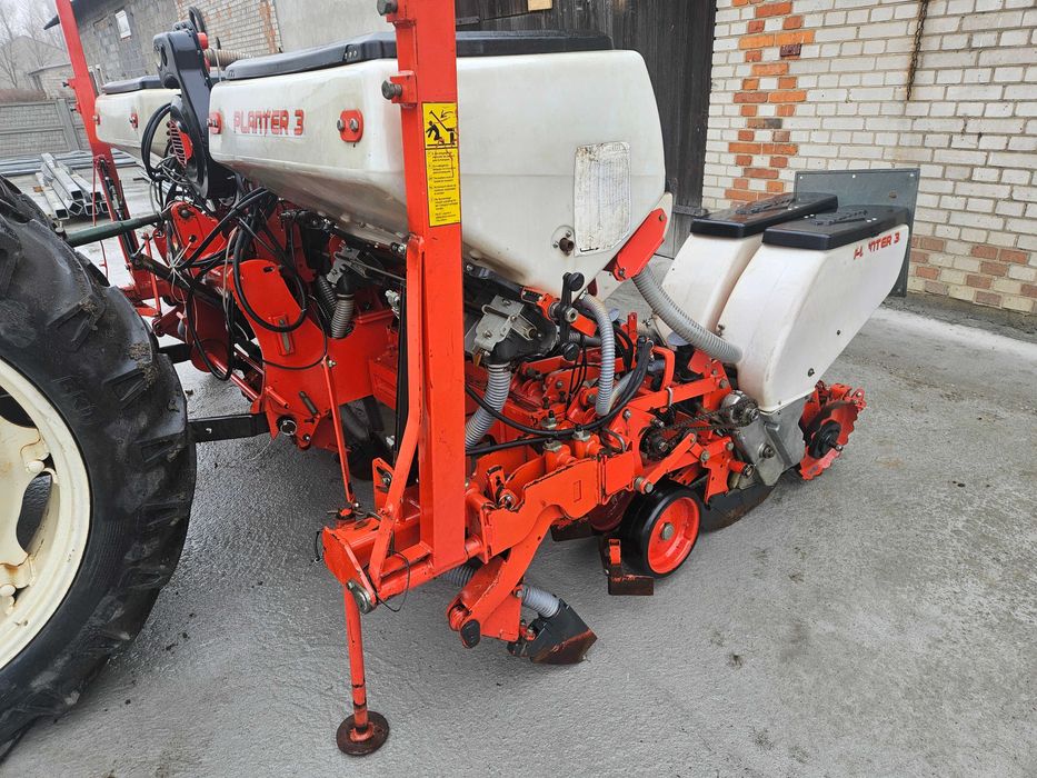 Siewnik do kukurydzy 6 rzędowy Kuhn Planter 3