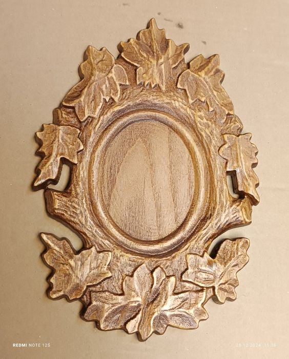 Підставка під роги,ікла, чи інший трофей( медальйон)