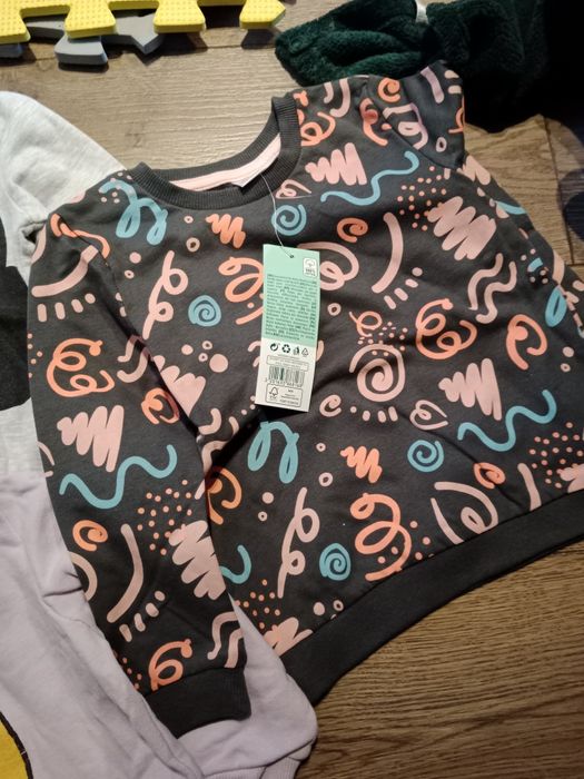 Bluzy dziewczęce 92/98
