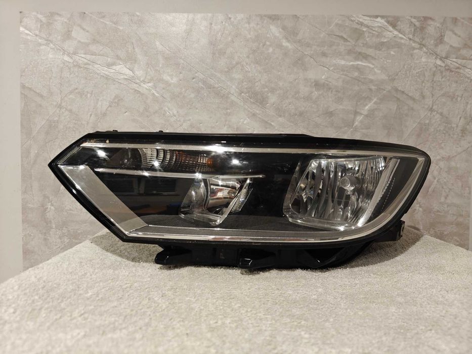 Lampa Lewy Przód Zwykła Volkswagen Passat B8 EUROPA