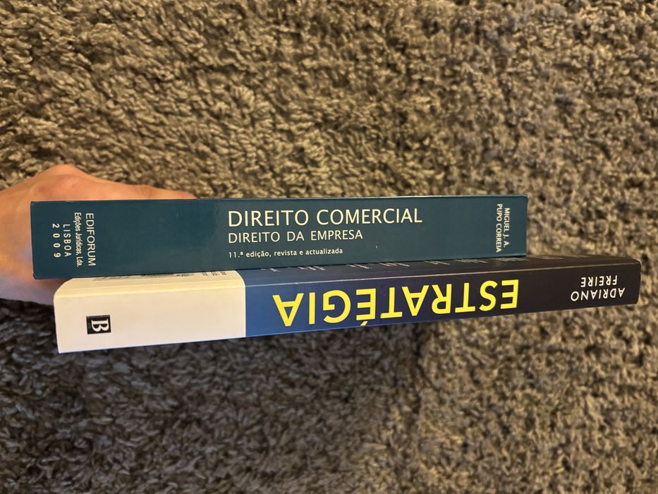 Livros Direito comercial e Estratégia