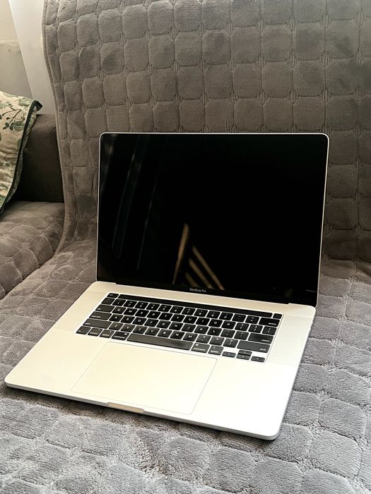 Apple MacBook Pro A2141 2019 16 cali, i9, 32GB RAM, 1TB