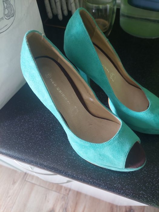 Buty na stabilnym obcasie