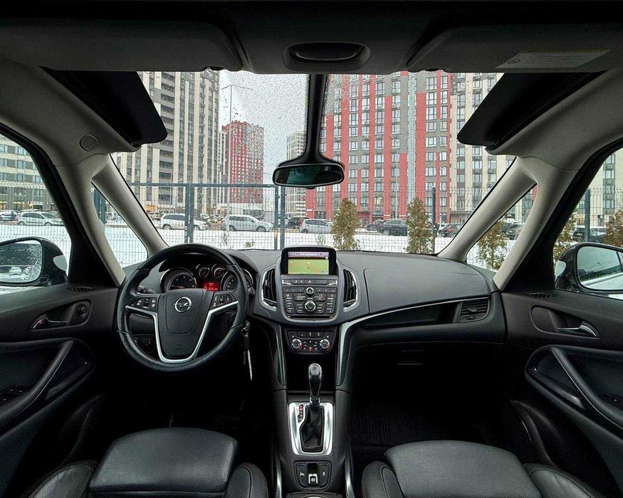 Opel Zafira Tourer OPC-line