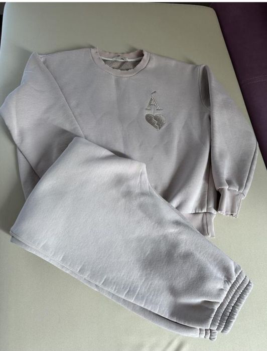 Ivina boutique Костюм бежевий