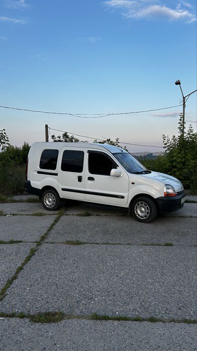 Продам Renault kangoo maxi 1.9d