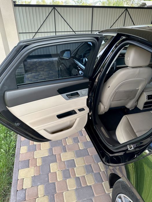 Jaguar XF 2016 дизель 2.0