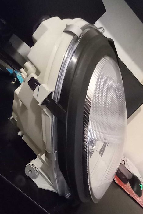 Farol direito Mercedes-Benz C-Class (W203)  Novo