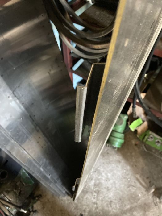 Центральна пластина жатки гідрофлекс