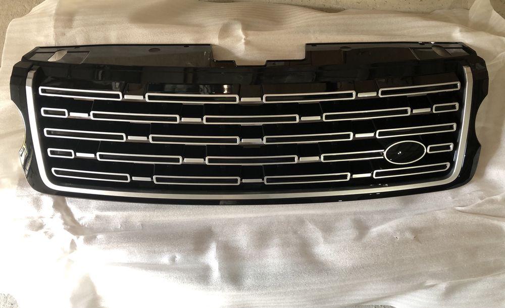 Решетка радиатора Land Rover Range Rover L405 Vogue black silver