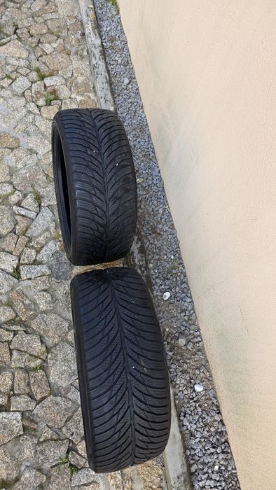 Pneus - 2 Pneus usados