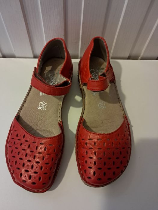 Sprzedam skórzane buty damskie