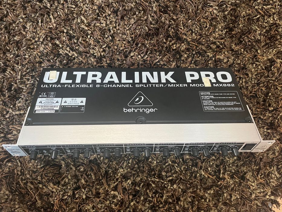 Behringer ultralink pro splitter/mixer