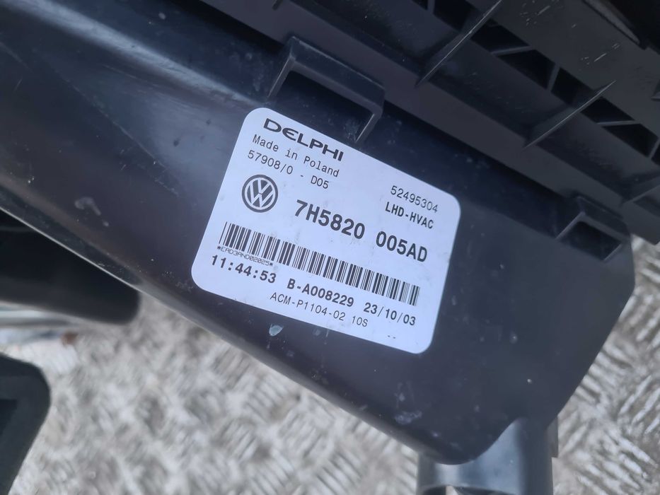 VW Transporter T5 nagrzewnica europa 7H5/820/005AD
