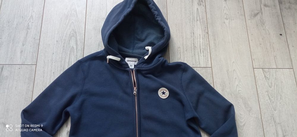 Granatowa bluza z kapturem Converse r. XS/34