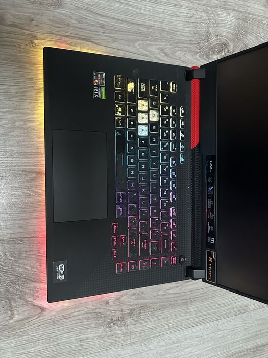 Asus Rog Strix RTX3060 tgp 130W 144Hz Office