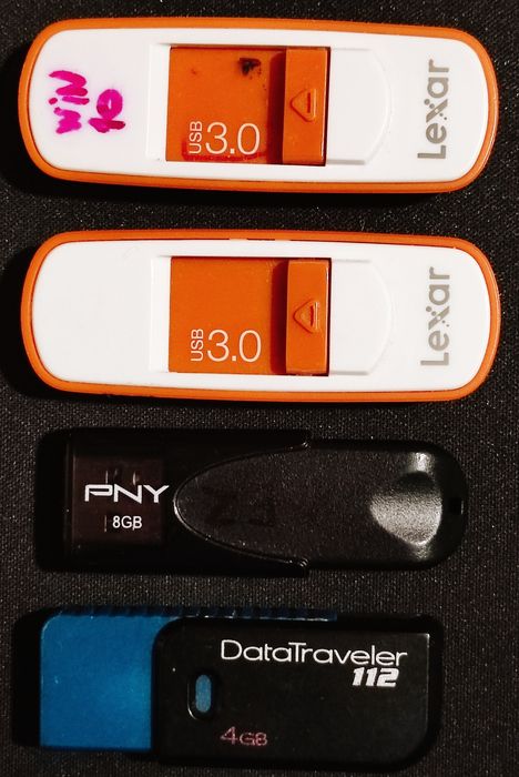 Pendrives e SD Cards 4GB a 64GB