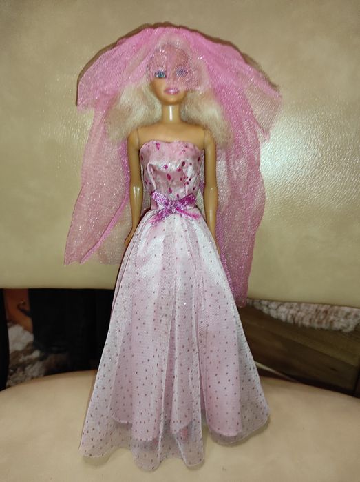 Продам ляльку Барбі