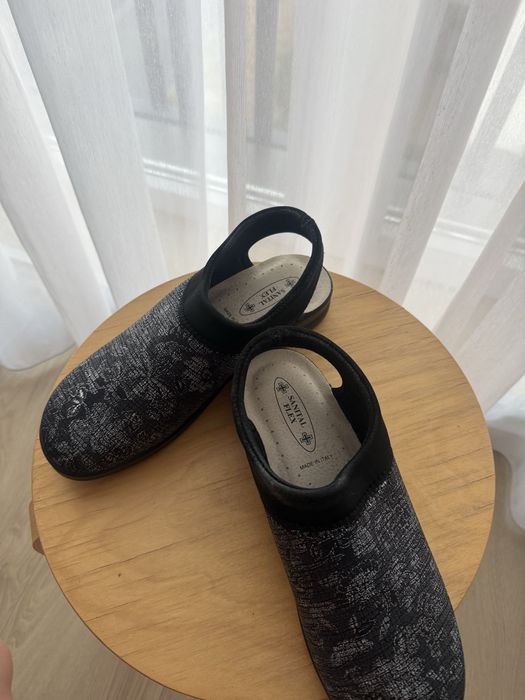 Buty wsuwane czarne