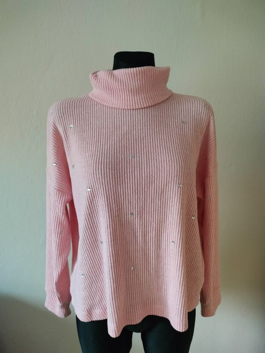 Różowy sweter sweterek z koralikami M