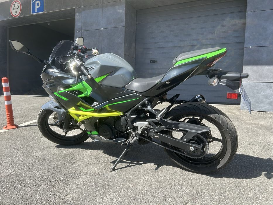 Kawasaki ninja 400 2018