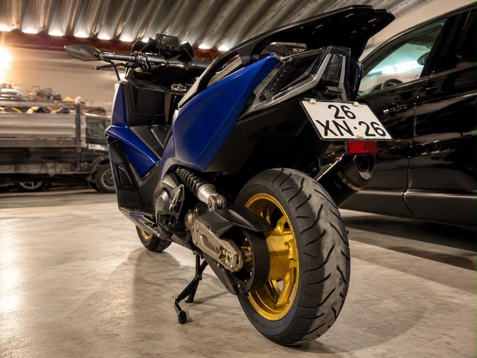 Kymco Ak550 ler descricão