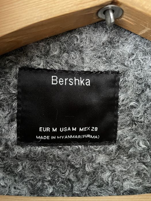 Жакет,піджак,пальто Bershka