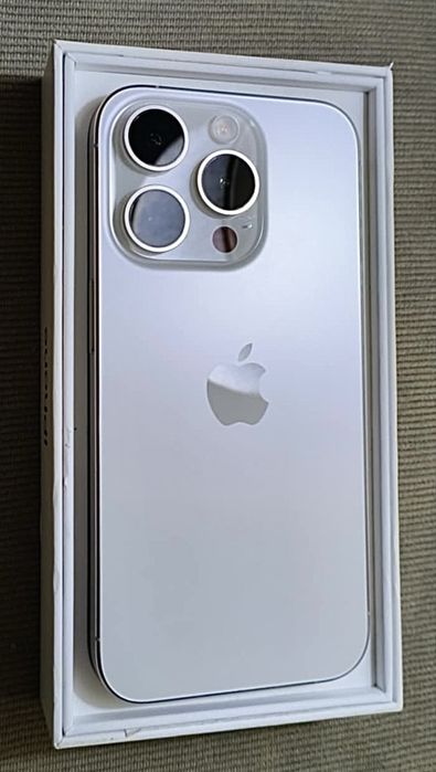 Iphone 15 Pro 256GB White