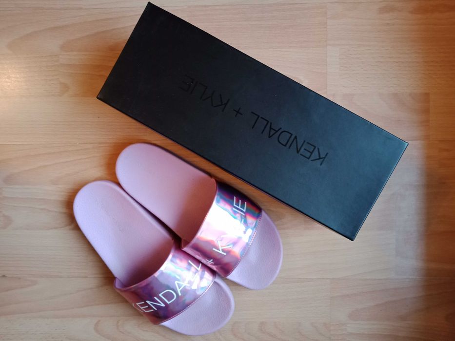 Klapki Kendall + Kylie różowe neon Kendall+Kylie Jenner nowe
