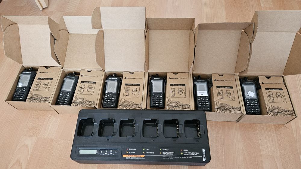 Motorola R7 VHF 6szt+ ładowarka