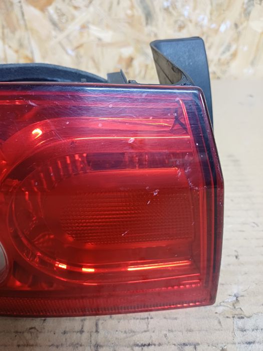 Стоп сигнал фонар ліхтар стопи Renault Laguna 2 Хетчбек  рено лагуна 2 Хетчбек задній стоп Ліва кузовна