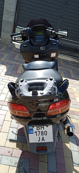 Продам макси скутер.