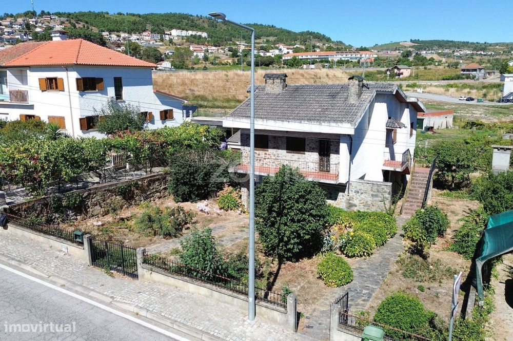 Moradia T6 em Alijó — Alijó, Vila Real
