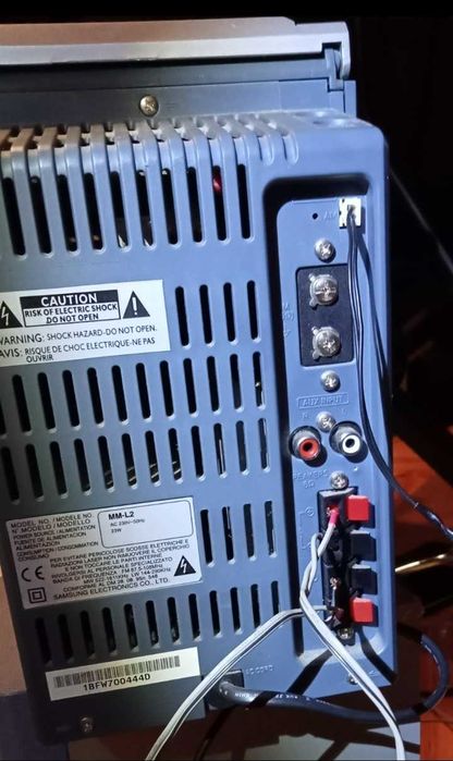 Mini wieża Samsung – CD / RADIO