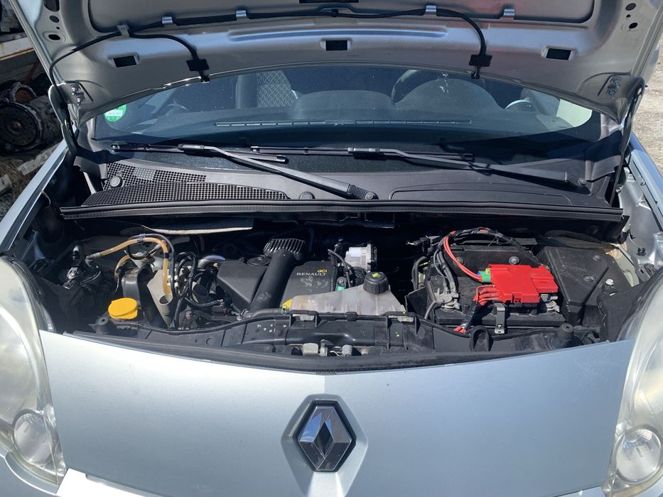 Розборка рено кенго шрот  запчастини renault kangoo 2 2008-2019