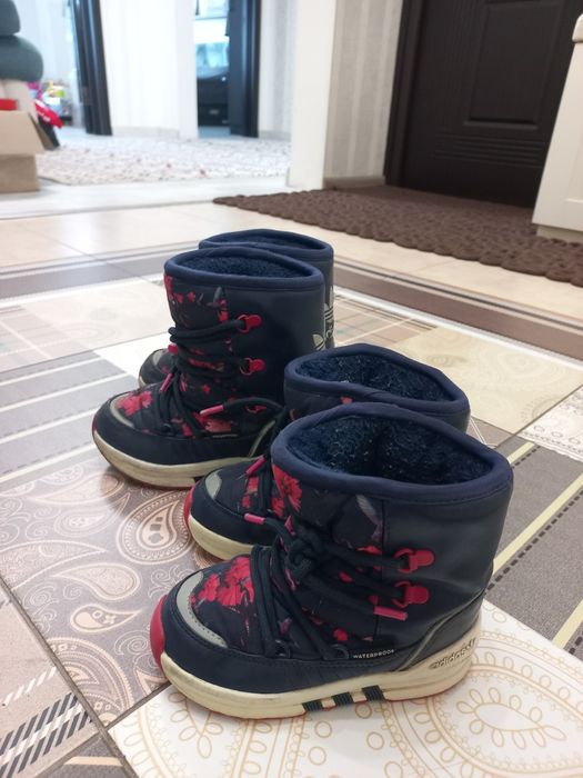 Сапожки зимові adidas