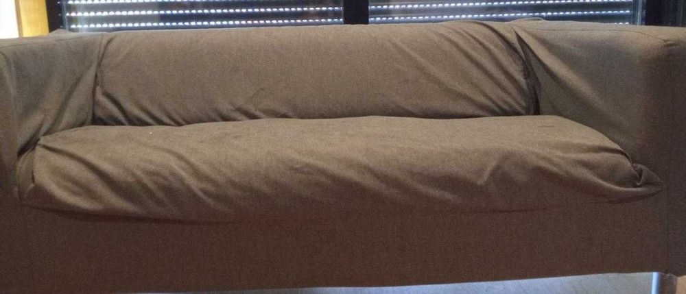 Sofás de três saldos