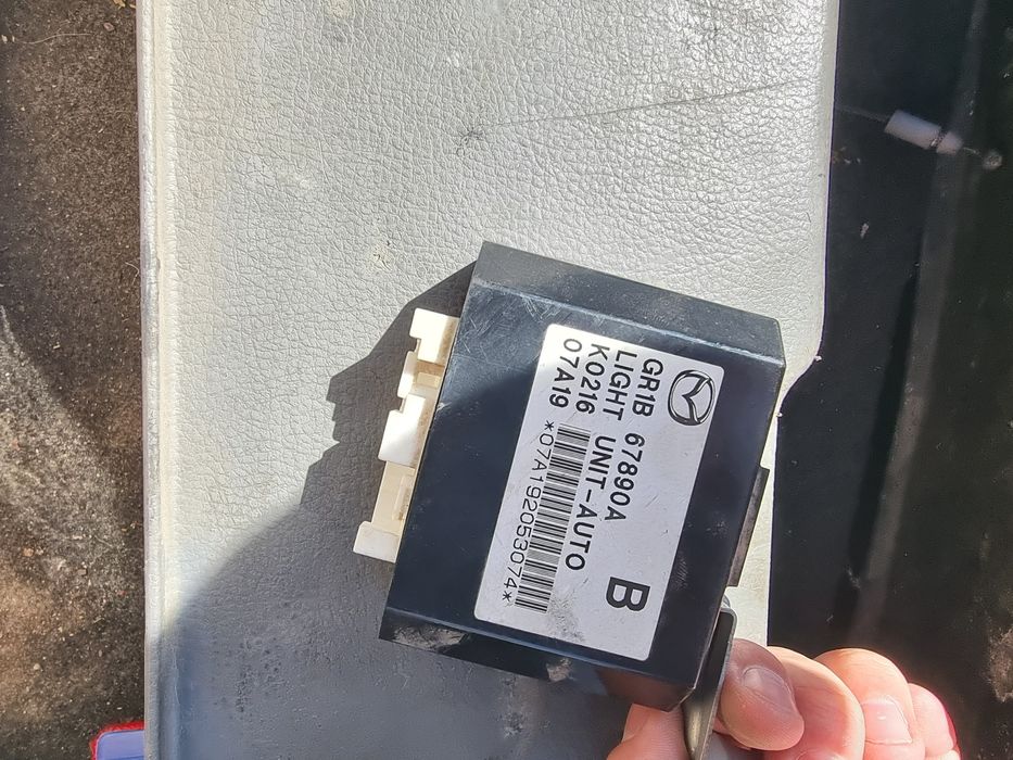 Блок управління цз, котушка, моторчик склопідйомника mazda 6 gg