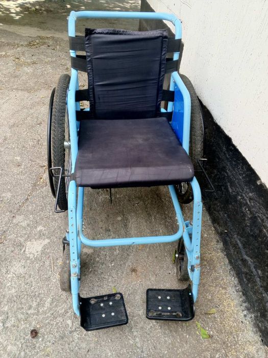 Инвалидная коляска