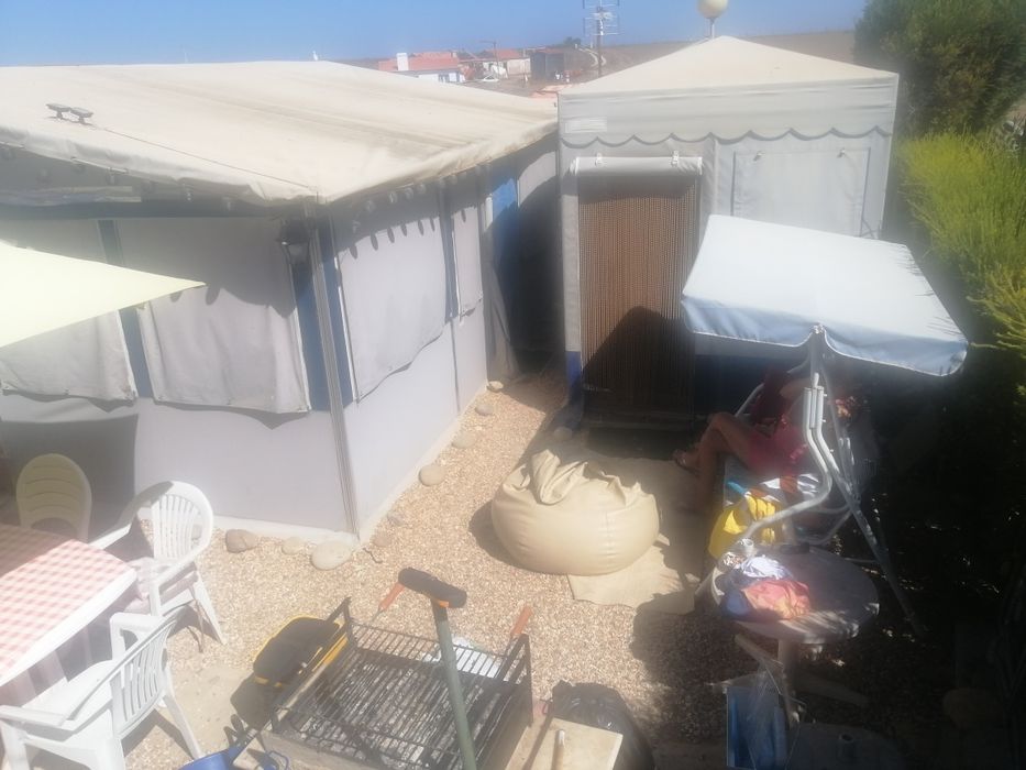 Roloute vimara 3.70mt com avançado eletrodomésticos, sofás móveis etc em bom estado
