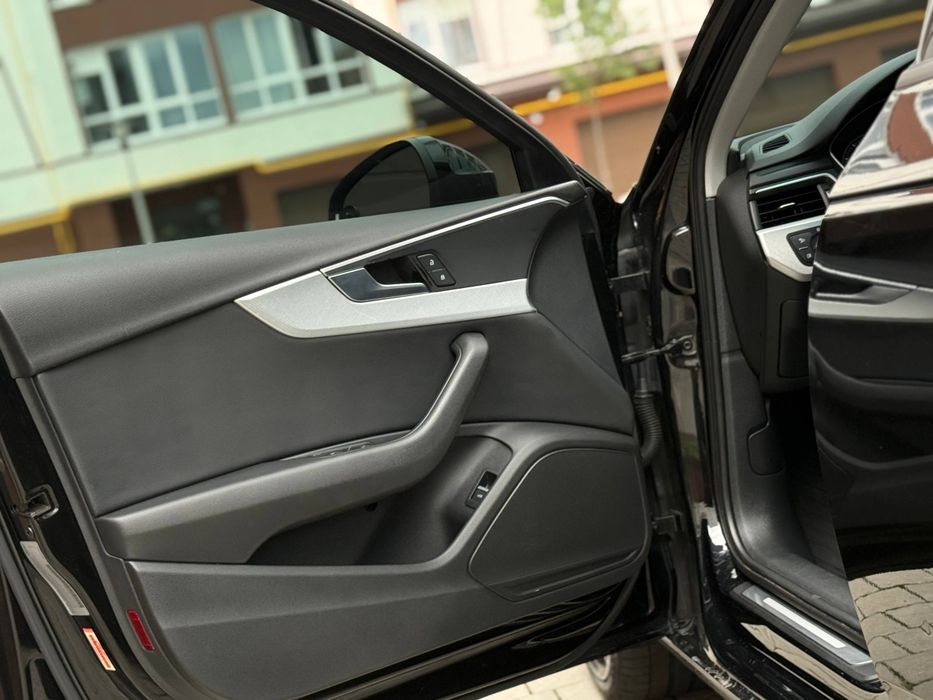 Audi A4 2016 VIN WAUGMAF45HN042758 фото оголошення 16 з 24