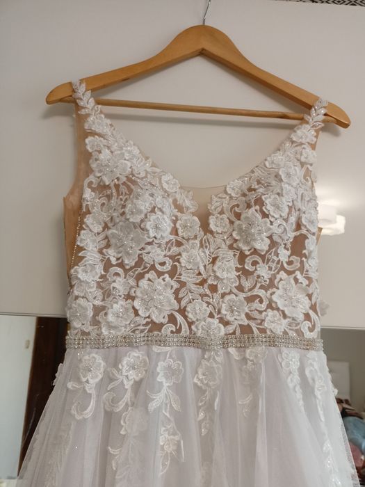 Sprzedam suknię ślubną rozmiar 36/38