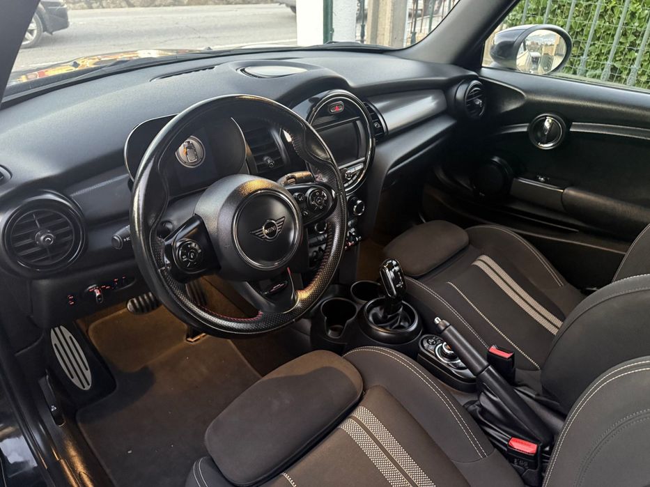 MINI Cabrio Cooper Premium JCW Auto