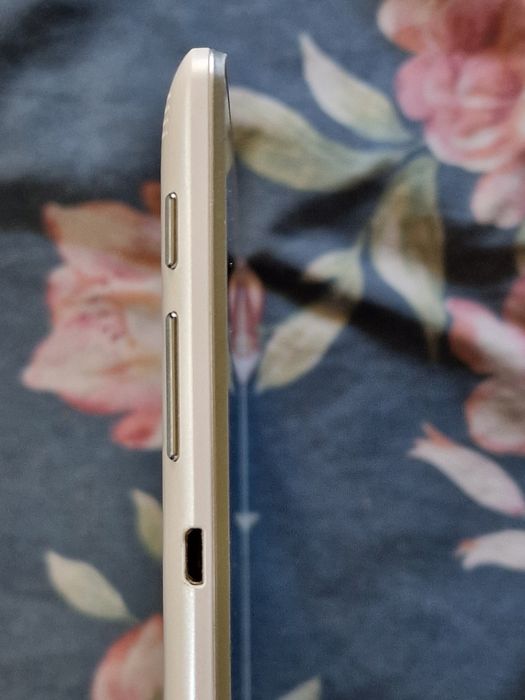 Tablet Lenovo Tab3 10 Business (10,1") | Model TB2-X30F